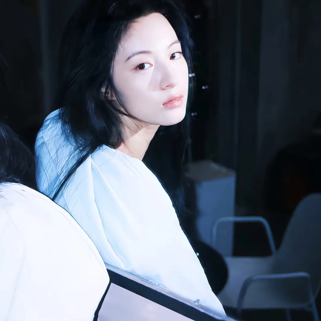 给小妹加卤蛋，我有震惊崇拜系统